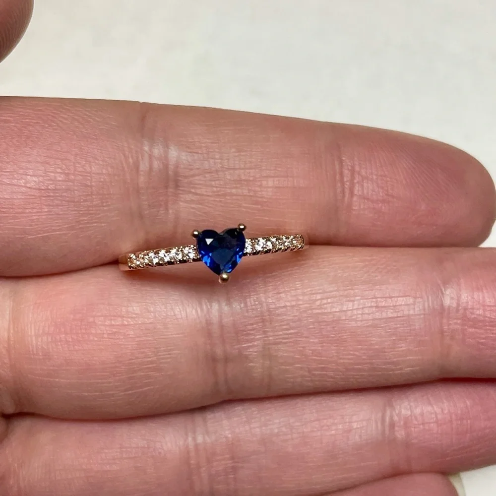 Minimalist blue Heart Rose Gold Ring